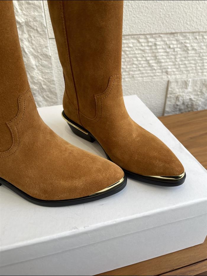 20251128172935875 400